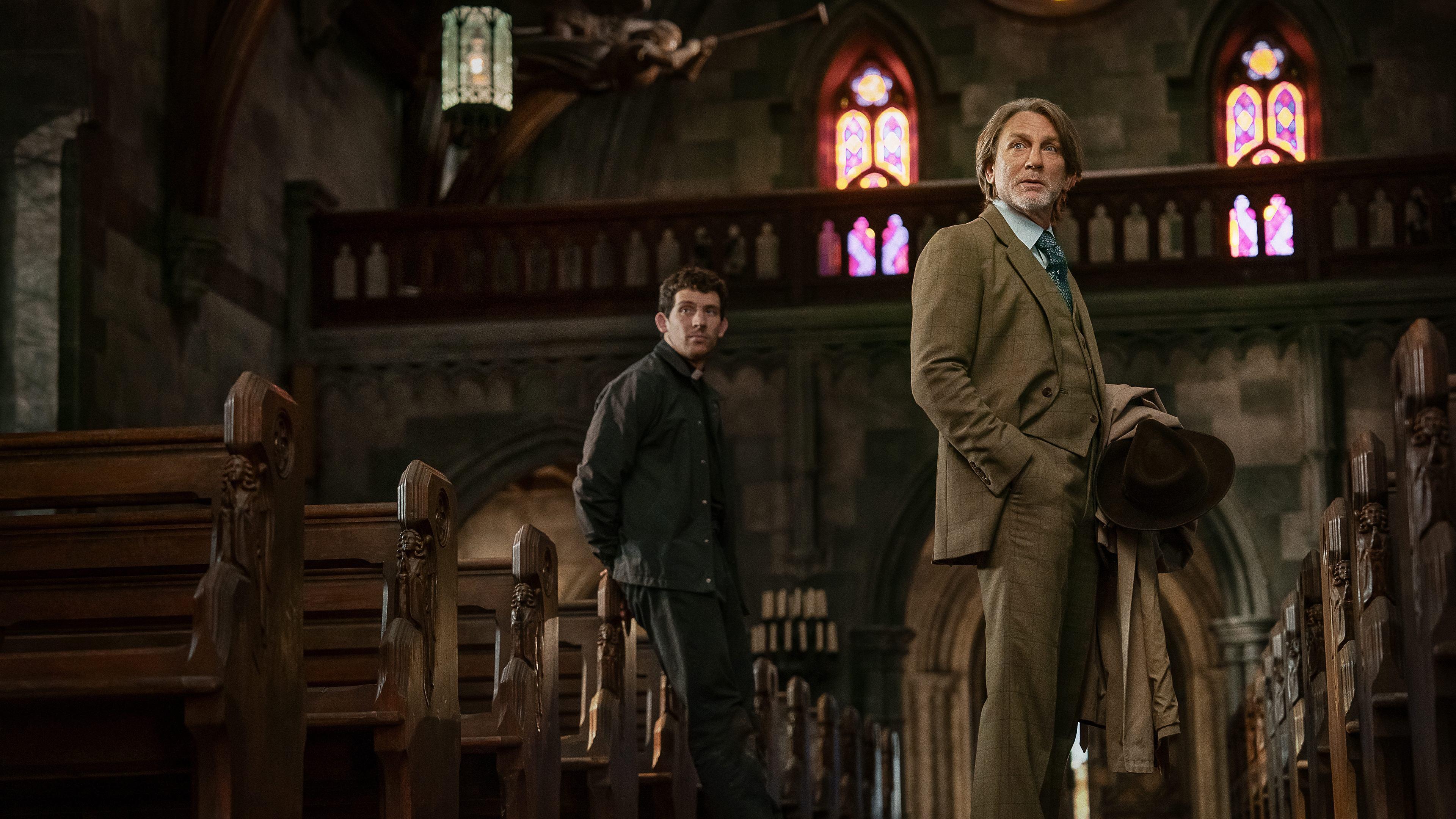 Kẻ Đâm Lén: Đánh Thức Người Chết