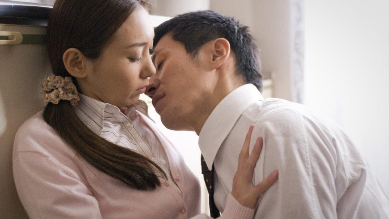 Niềm Vui Của Bà Nội Trợ