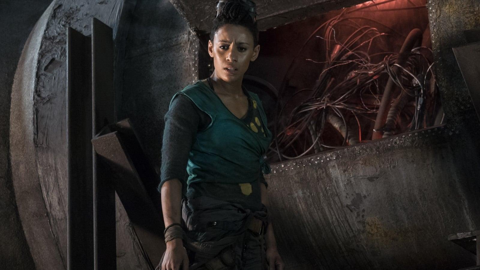 Bầu Trời Thép 2: Khủng Long Trỗi Dậy